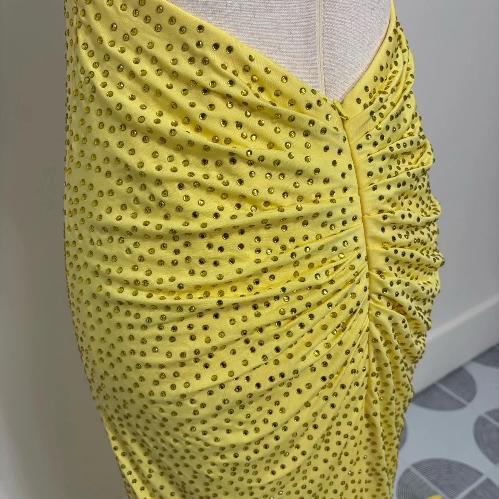 Unbranded Yellow V-Neck Rhinestone Mermaid Open Back Prom Dress Sz 2 - Picture 4 of 5